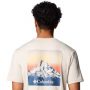 חולצת טי שירט קולומביה לגברים Columbia  Kwick Hike Back Graphic SS Tee - בז'