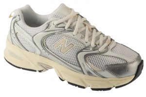 נעלי סניקרס ניו באלאנס לגברים New Balance  U530 - אפור בהיר/לבן