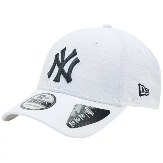 כובע ניו ארה לנשים New Era League Essentials New York Yankees Cap - לבן