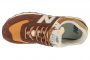נעלי סניקרס ניו באלאנס לגברים New Balance  U574 - חום/כתום