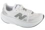 נעלי ריצה ניו באלאנס לנשים New Balance FuelCell Rebel v5 - לבן