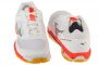 נעלי קטרגל מיזונו לגברים Mizuno Wave Phantom 3 - לבן