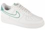נעלי סניקרס נייק לגברים Nike  Air Force 1 07 LV8 - לבן/ירוק