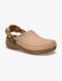 נעליים שטוחות קרוקס לגברים Crocs Classic Crafted Vegan Suede Clog - חום בהיר