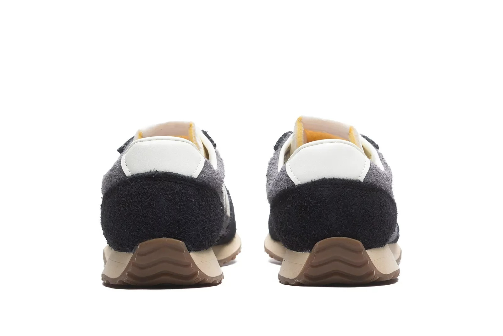 נעלי סניקרס ניו באלאנס לגברים New Balance 471 - שחור/אפור