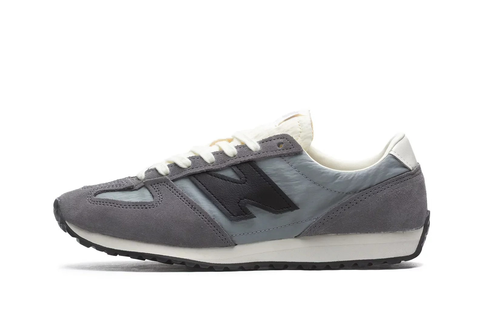 נעלי סניקרס ניו באלאנס לגברים New Balance 471 - אפור/שחור
