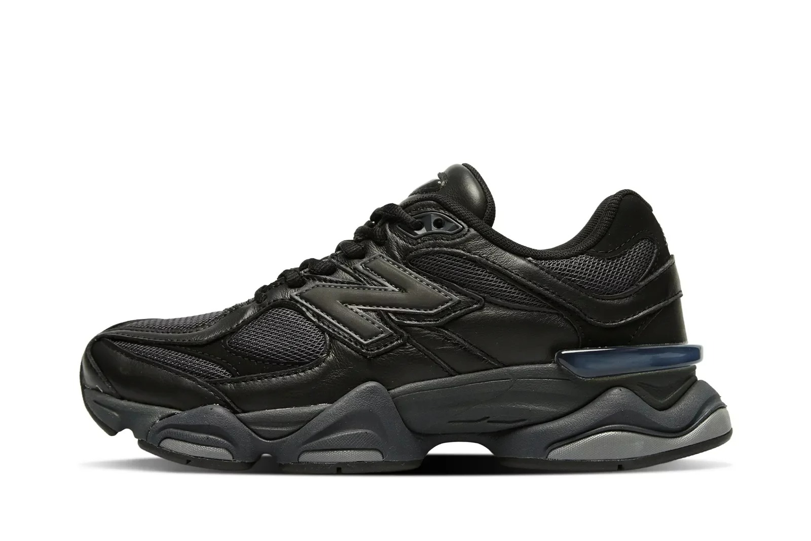 נעלי סניקרס ניו באלאנס לגברים New Balance 9060 - שחור