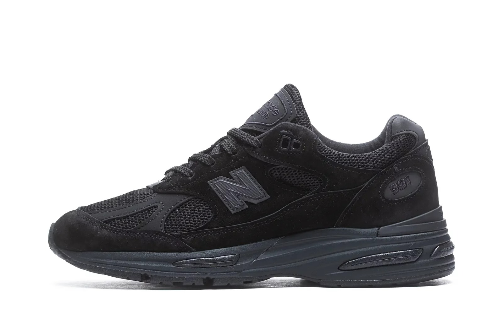 נעלי סניקרס ניו באלאנס לגברים New Balance 991 - שחור