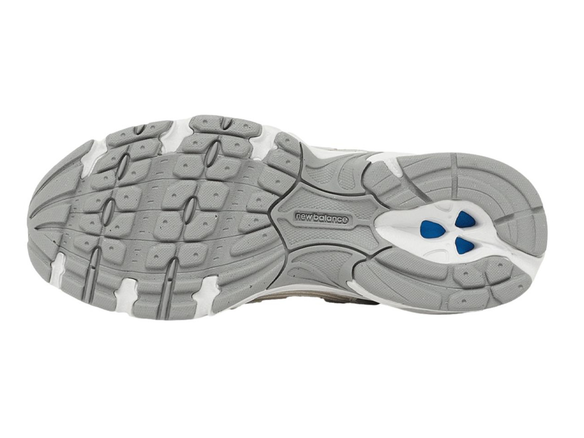 נעלי סניקרס ניו באלאנס לנשים New Balance 530 - בז'